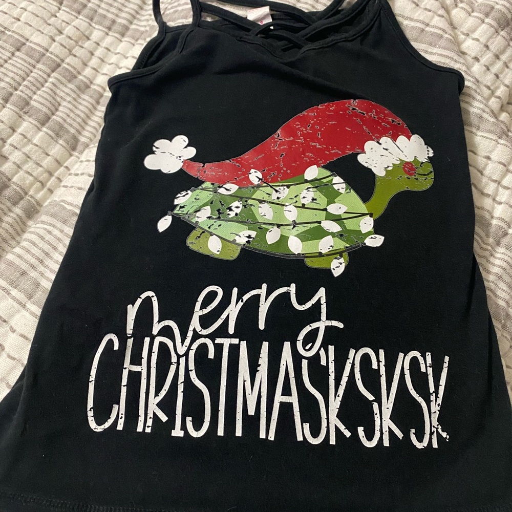 Merry christmasksksk distressed turtle tank sz8